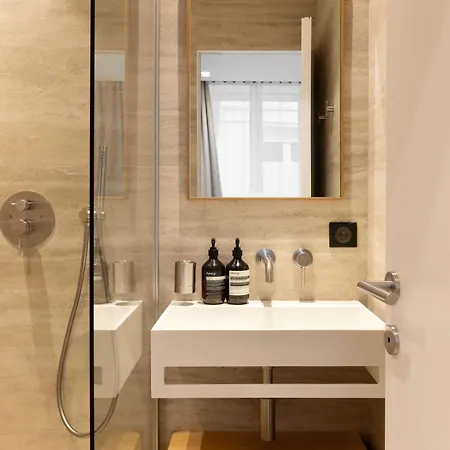 Elegant With Ac - 3br-6p- Montorgueil Daire